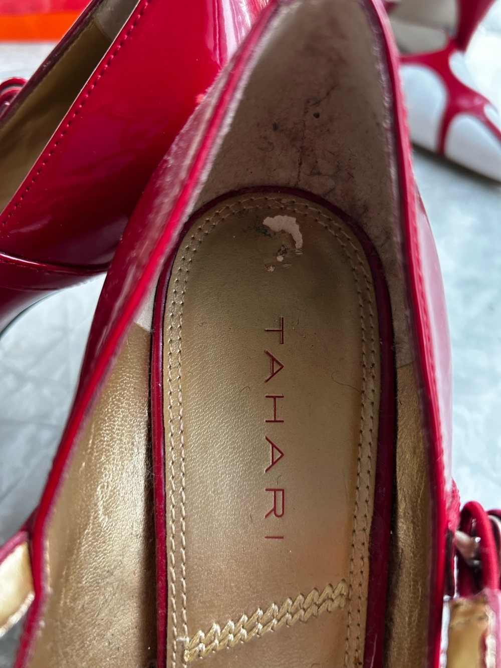 Tahari Red Mallory Heels. Size 8M - Picture 2 of 3